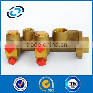 Auto Brake Systems 24 Compensating Hole / Central Valve / Plunger Types Brake Master Cylinder thumbnail-1