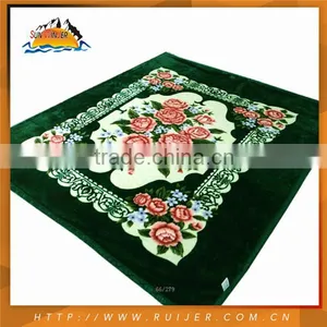 Durable Factory Made Cheap King Size Cable Knitted Blanket thumbnail-6