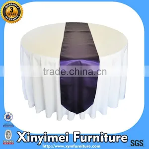 White Polyester Round Table Cloth thumbnail-1