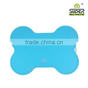 FDA Grade Silicone Waterproof Pet Food Mat thumbnail-5