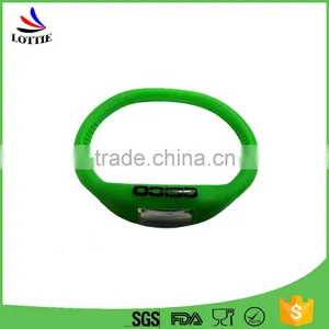 China Manufacturers Factory Direct High Quality Silicone Rubber Wrist Watch Band thumbnail-2