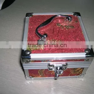 Fashionable Special Design Aluminum Watch Display Case Aluminum Portable Display Case thumbnail-1