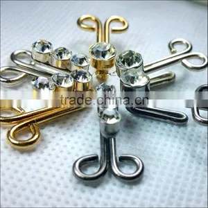 Sedex Audited Factory 2 Pillar Rhinestone Metal Hook and Eyes Closures thumbnail-3