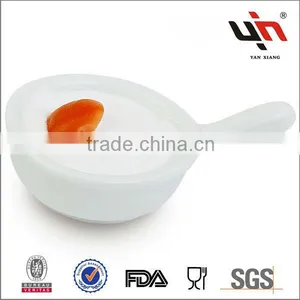 White Ceramic Dish thumbnail-1