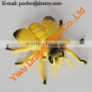Plastic Education Toy Bee Figurines thumbnail-1