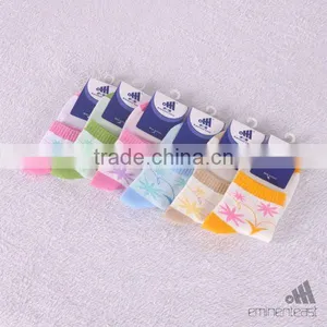 Women's Wholesale Sports Socks thumbnail-1
