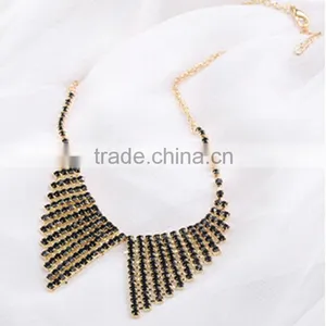 2015 Hot Selling Heavy Necklace Fashionable Gold Shield Necklace Elegant With Drill Bow Fake Collar Necklace thumbnail-2