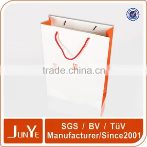 Branded Empty Rope Handled Custom High Glossy Paper Bags thumbnail-3