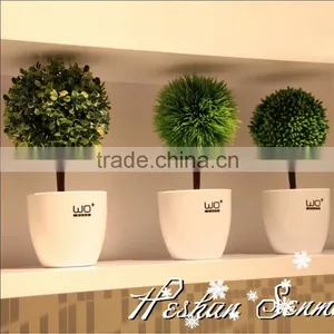 015 Newly Plastic Round Artificial Grass Ball Artificial Topiary Grass Ball Bonsai for Table Decoration thumbnail-2