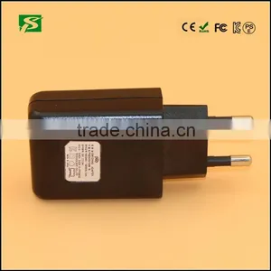2015 Hot Selling Portable Usb Travel Charger for Smartphone thumbnail-2