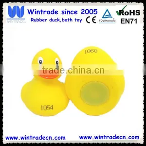 Cheap Floating Race Rubber Bulk Plastic Inflatable Bath Yellow Duck thumbnail-1