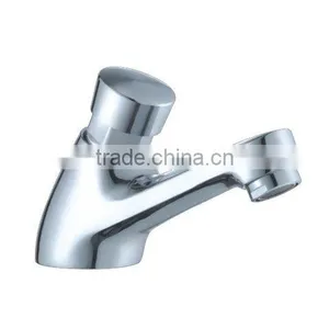 Lavatory Faucet thumbnail-1