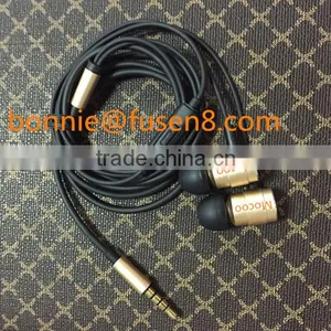Metal Earphone in Good Quality thumbnail-4