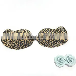 Hot Sell High Quality Wholesale China Factory Sexy Invisible Breathable Strapless Self Adhesive Silicon Bras thumbnail-4