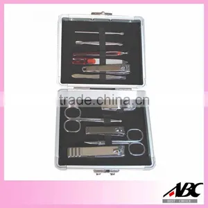 Elegant Aluminum Manicure Case Nail Set thumbnail-3