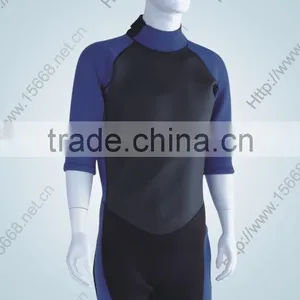 Wetsuit thumbnail-1