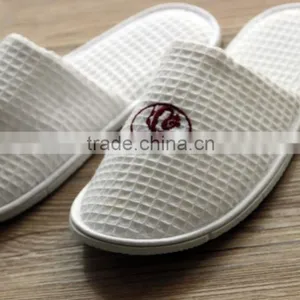 Winter Warm Washable Hotel Slipper Made by Waffle Thick Sponge Eva Sole Slipper thumbnail-4