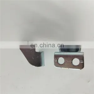 China Gold Supplier Auto Coaches System 8500000-P301 Rear Door Gate Hinge Lock for ISUZU Truck thumbnail-3
