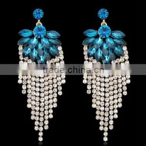 Yiwu Jewelry Factory Wholesale Fashion Cheap Water Drop Jewelry Earrings Latest Design Diamond Earring thumbnail-2