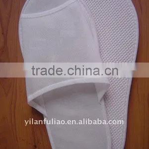 Disposable Slippers of pp Spunnbond Nonwoven Cloth thumbnail-1