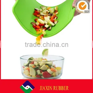 2017 New Design 100% Food Grade Silicone Cutting Board, Durable Silicone Vegetable Cutting Board for Home Kitchen thumbnail-6