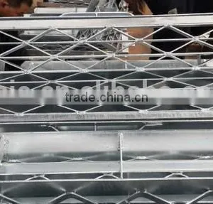 V-shaped Steel Grating thumbnail-2