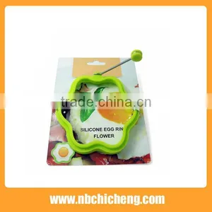 Flower Shaped Silicone Egg Fried Mold Breakfast Pancake Egg Mold Ring thumbnail-2