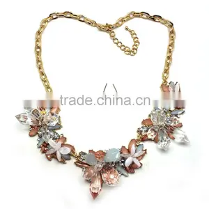 2015 Flower Necklace African Beads Jewelry Set Made in China Acrylic Glass Jewelry Set Necklace and Stud Earrings Wholesale thumbnail-1