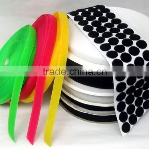 Nylon Smooth Loop Side Self-adhesive Plastic Hook Loop Dots thumbnail-1