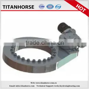 Spur Drive With Hydraulic Motor thumbnail-1