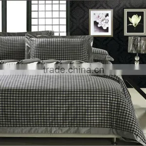 Elegant 4pc Queen Classic Look Comforter Bed Cover Set thumbnail-1