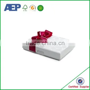 Matt Lamination Printed White Box Packaging Box With Top Quality thumbnail-6