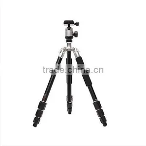 Professional Camera Tripod thumbnail-5