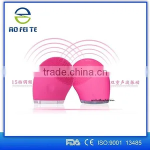 Hot Selling Comfortable Facial Wavebetter Silicon Facial Brush Cleaner thumbnail-5