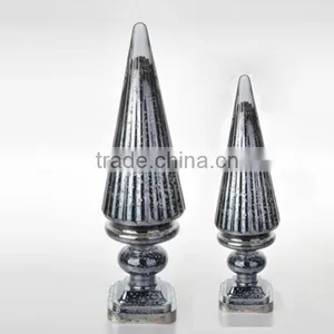 Colored Decorative Blwon Glass Christmas Tree thumbnail-5