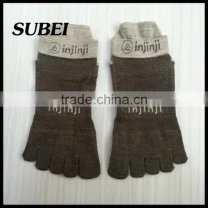 High Quality Designer Design Ankle High Arch Support Injinji Toe Sport Sock thumbnail-2