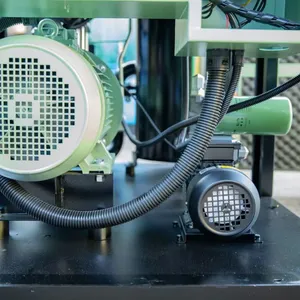 Durable Micro-oil Screw Vacuum Pump With IP54 Protection for Harsh Environments thumbnail-5
