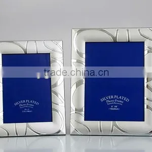 Attractive Design MDF and Black Velvent Back and Stand Aluminum Photo Frame thumbnail-1