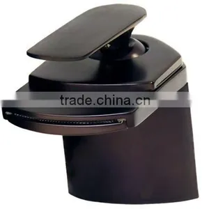 Krioklys Baseino Maisytuvas Waterfall Wash Basin Mixer thumbnail-1