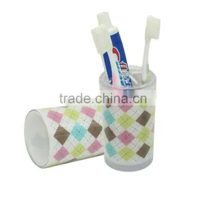 Creative Bath Chainlink Plastic Toothbrush Holder thumbnail-1
