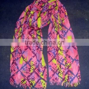 Hot Cotton Printed Scarf thumbnail-1