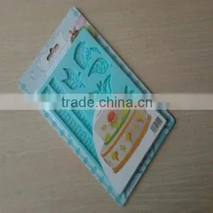 Plastic Comb thumbnail-1
