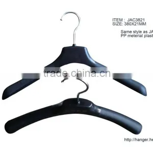 The HEAD PP Material Plastic Jacket Hanger , Black Suit Hanger ,made in China thumbnail-1