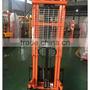 1T 2T Manual Stacker Forklift thumbnail-2