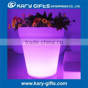 Flower Pot Rechargeable Plastic LED Plant Pot thumbnail-1