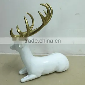 Resin Sitting Reindeer Statue thumbnail-5