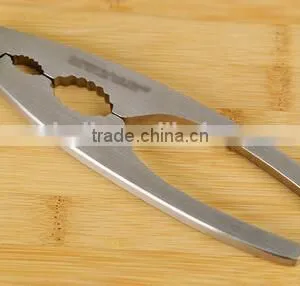 KD709 All Stainlesss Steel Nut Cracker thumbnail-1