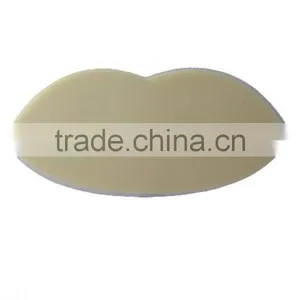 Whitening Line-reducing Gel Lip Mask thumbnail-2