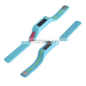 Best-Selling Customized Logo And Color Wholesale Eco-Friendly Ladies Silicone Watch thumbnail-2