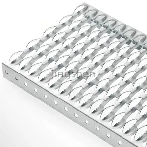 Professional Factory Serrated Steel Grating Crocodile Mouth Plate Anti-skid Plate Used in Stair Safety Stair Tread Grating thumbnail-5